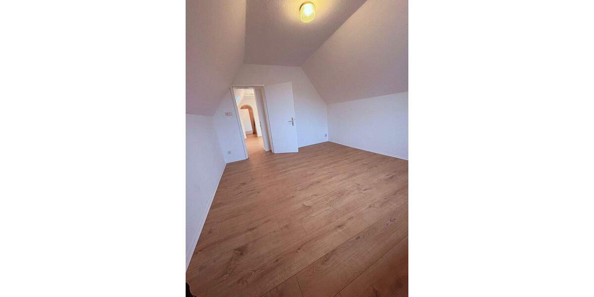 Etagenwohnung Leverkusen Lützenkirchen - 3 Zimmer, 50 m&sup2;, 590&euro; | Angebot:25281123