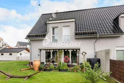 Ihr neues Zuhause: Neuwertige Doppelhaushälfte mit Energieklasse A+, 5 Zimmern, Garten & Garage 5 zimmer