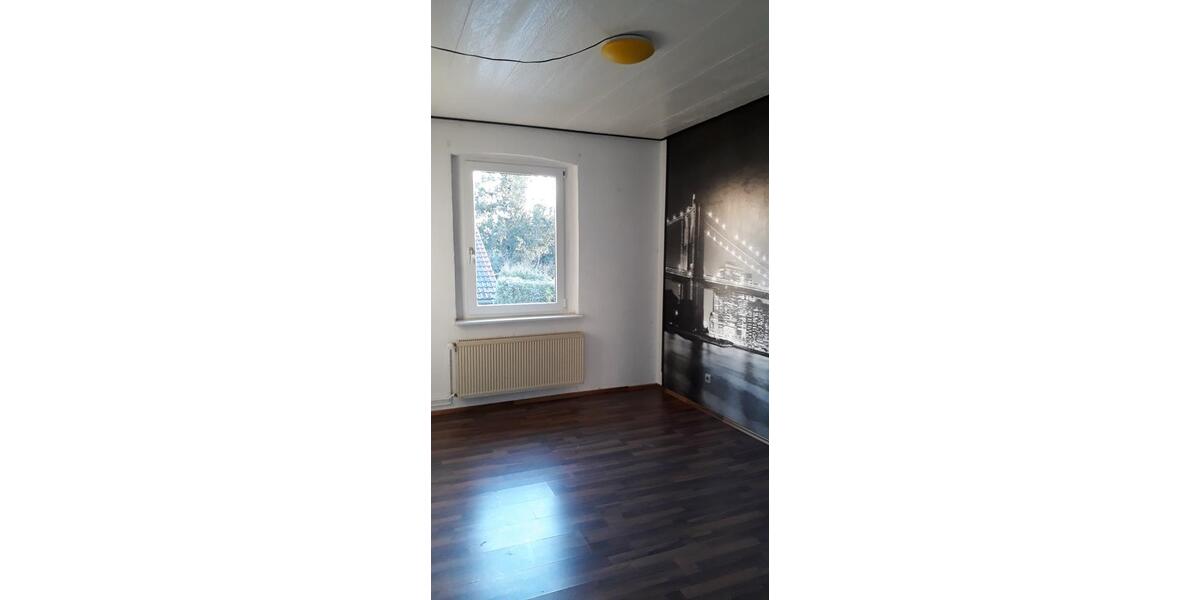 Reihenhaus Schöningen - 6 Zimmer, 180 m&sup2;, 160.000&euro; | Angebot:26236809