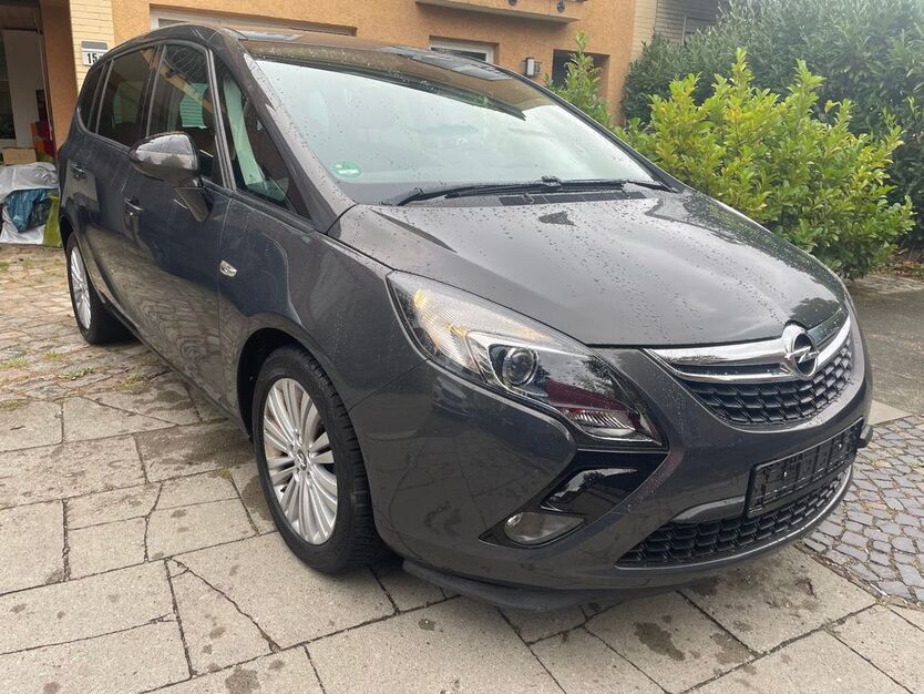Opel Zafira 127.000 km 8.290 € Hamburg 22297