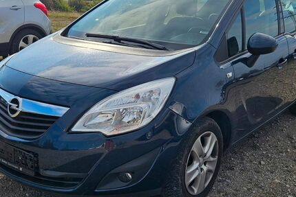 Opel Meriva 106.000 km 3.450 &euro; Schömberg 72355