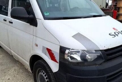 VW T5 Transporter 328.000 km 9.999 &euro; Leipzig 04328