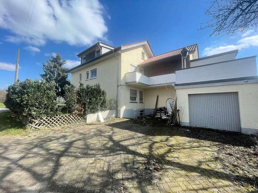 Haus zum Kaufen in Rödinghausen 197.000 € 197.4 m²
