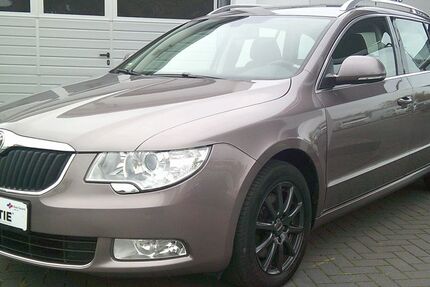 Skoda Superb 161.000 km 9.999 &euro; Gronau (Leine) OT Brüggen 31028