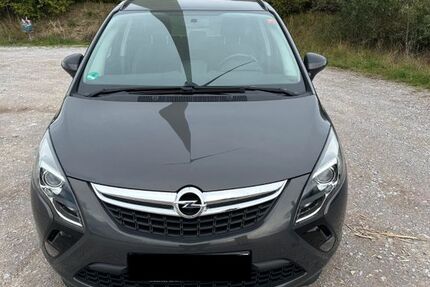 Opel Zafira Tourer 73.000 km 11.400 € Hohenstein 65329