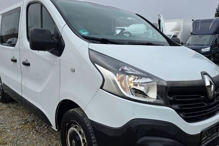 Renault Trafic 121.000 km 9.600 &euro; Bad Lippspringe 33175