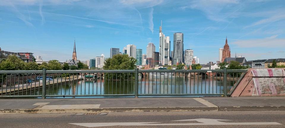 Etagenwohnung Frankfurt am Main Oberrad - 2 Zimmer, 45 m&sup2;, 320.000&euro; | Angebot:26705514