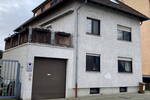 Attraktive, helle 3 ZKB-Wohnung mit neuw. EBK, Wintergarten und Garage in Süd-West-Lage