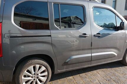 Opel Combo Life 131.500 km 13.999 &euro; Torgau 04860