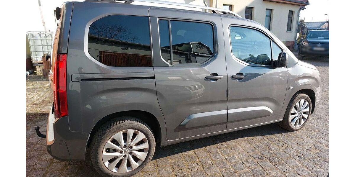 Opel Combo Life 131.500 km 13.999 &euro; Torgau 04860