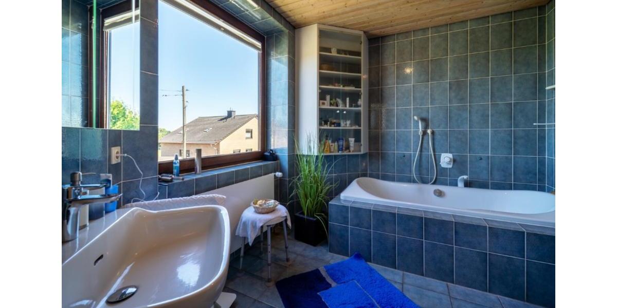 Einfamilienhaus Gütersloh Avenwedde - 6 Zimmer, 155 m&sup2;, 2.150&euro; | Angebot:25364007