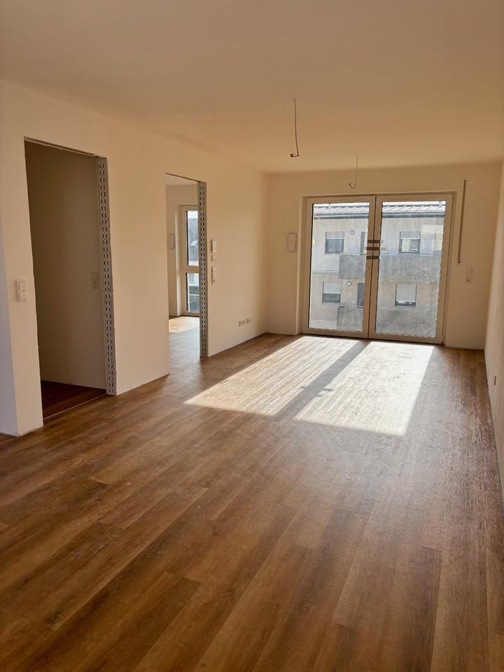 Erstbezug - helle 2-Zimmer Wohnung Landau inkl. Küche u. Badmöbel