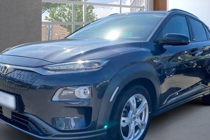 Hyundai KONA 30.681 km 23.900 € Schwäbisch Gmünd 73529