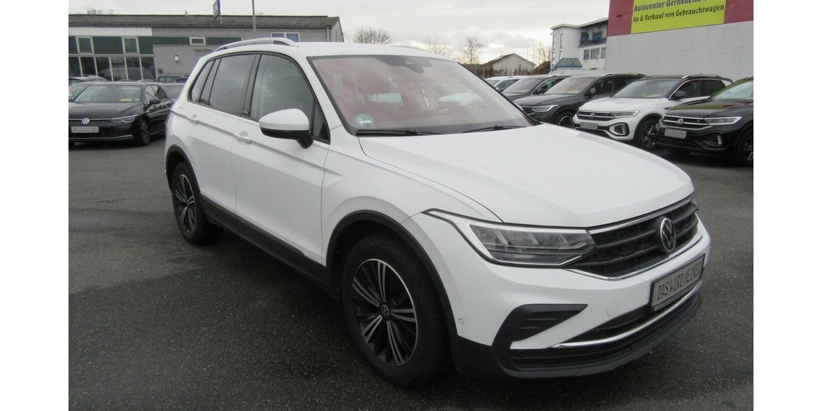 VW Tiguan Active 1.5, NAVI, LED 88.000 km 24.890 € Gernsheim 64579