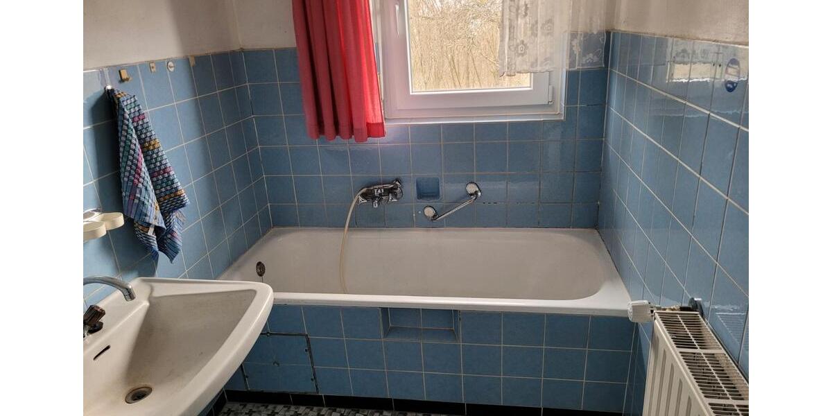 Einfamilienhaus Oberleichtersbach - 8 Zimmer, 211 m&sup2;, 189.000&euro; | Angebot:26433635
