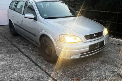 Opel Astra 123.000 km 1.799 € Nastätten 56355