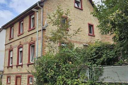Haus zum Kaufen in Adelsheim 350.000 € 185 m² 7 zimmer