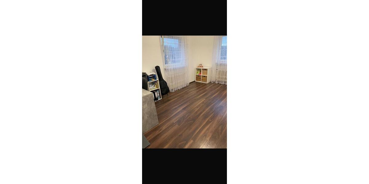 Erdgeschoßwohnung Schlangenbad - 3 Zimmer, 75 m&sup2;, 1.200&euro; | Angebot:26396310