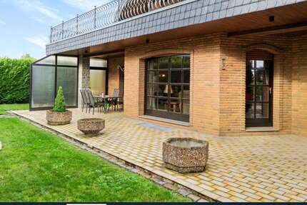 Haus Jülich - 7 Zimmer, 290 m&sup2;, 699.000&euro; | Angebot:26037956