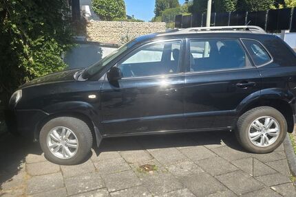 Hyundai TUCSON 104.500 km 4.300 &euro; Overath 51491