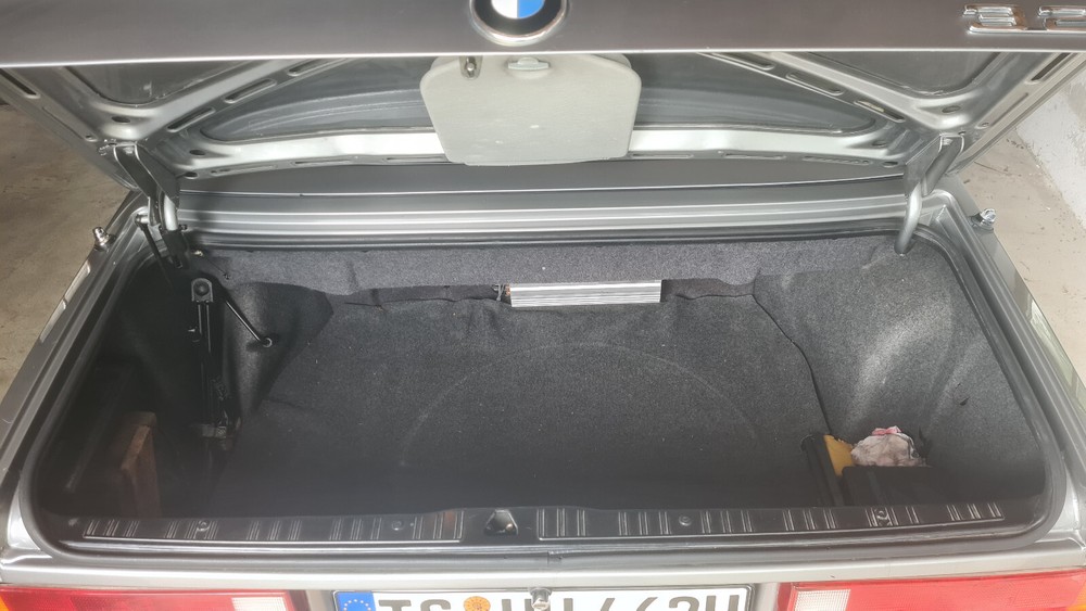 BMW E30 249.000 km 17.500 € Nußdorf 83365