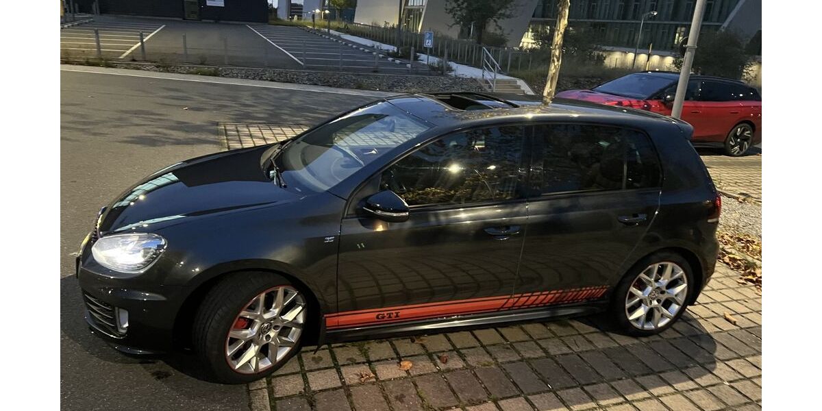 VW Golf 139.000 km 13.990 &euro; Wolfsburg 38440