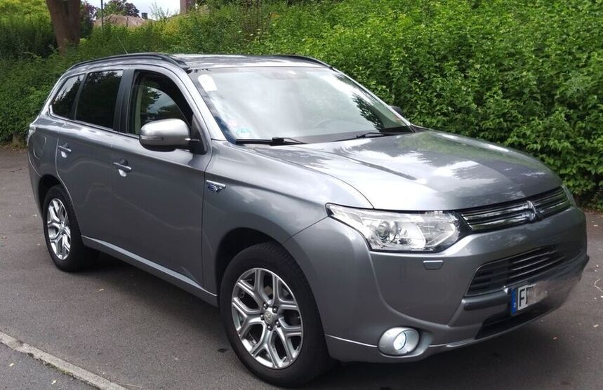 Plug-in Hybrid Outlander