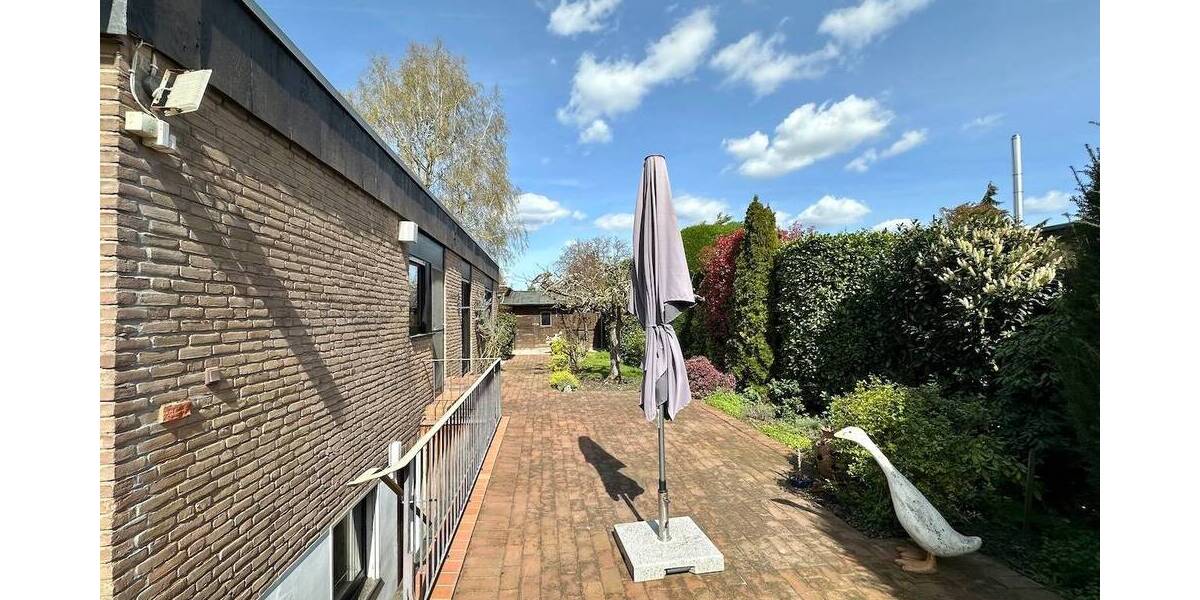 Bungalow Neuss Hoisten - 5 Zimmer, 107 m&sup2;, 449.000&euro; | Angebot:26641436