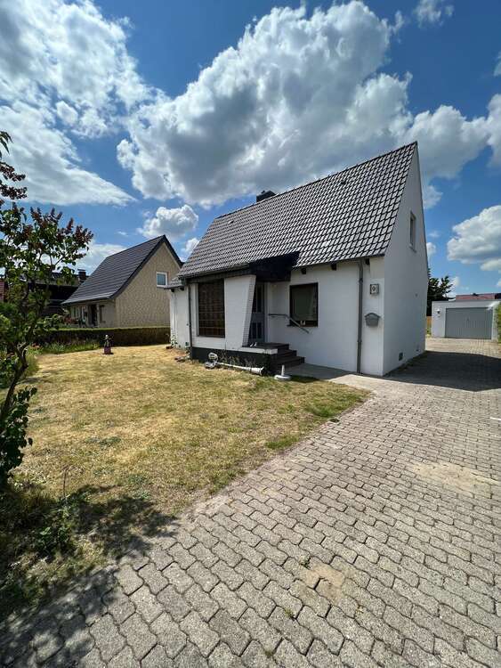 Haus zum Mieten in Pinneberg 1.600 € 122.49 m²