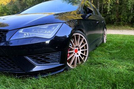 Seat Leon 175.000 km 15.800 &euro; Templin 17268