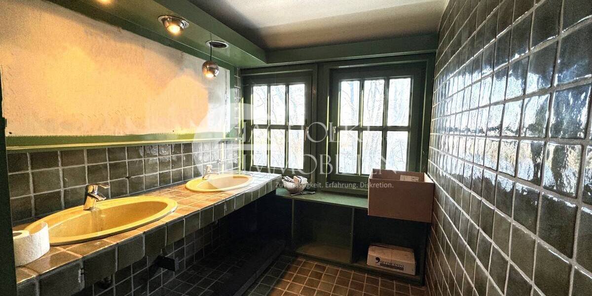 Mehrfamilienhaus, Wohnhaus Bienenbüttel / Wichmannsburg Wichmannsburg - 8 Zimmer, 396 m&sup2;, 715.000&euro; | Angebot:25700604