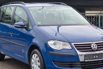 VW Touran 167.230 km 4.399 &euro; Reutlingen 72760