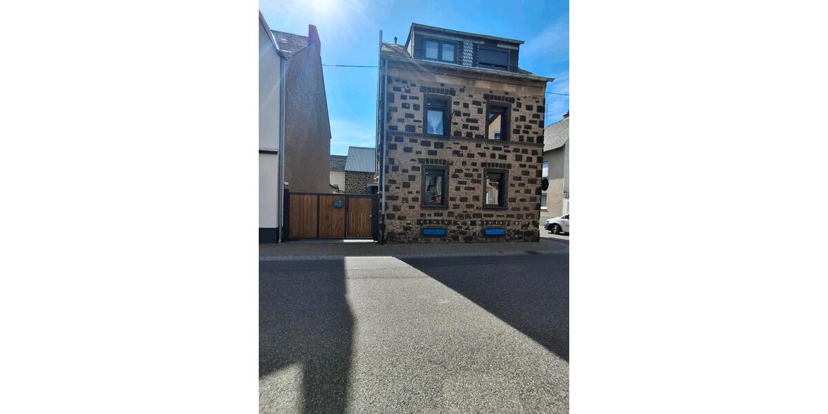 Einfamilienhaus Nickenich - 5 Zimmer, 110 m&sup2;, 385.000&euro; | Angebot:26611781