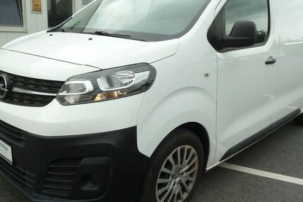 Opel Vivaro 159.000 km 11.700 &euro; Duisburg 47269