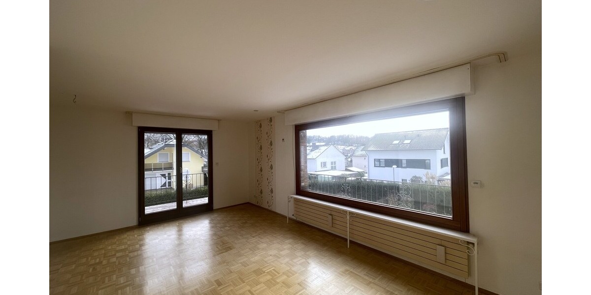 Freistehendes Einfamilienhaus in ruhiger Wohnlage mit Garten und Doppelgarage - Einfamilienhaus Königswinter Thomasberg | Angebot:24846561