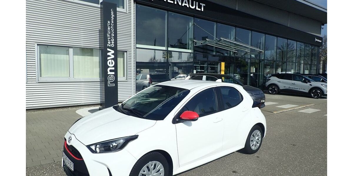 Toyota Yaris 15.000 km 16.490 &euro; Neu-Ulm 89231