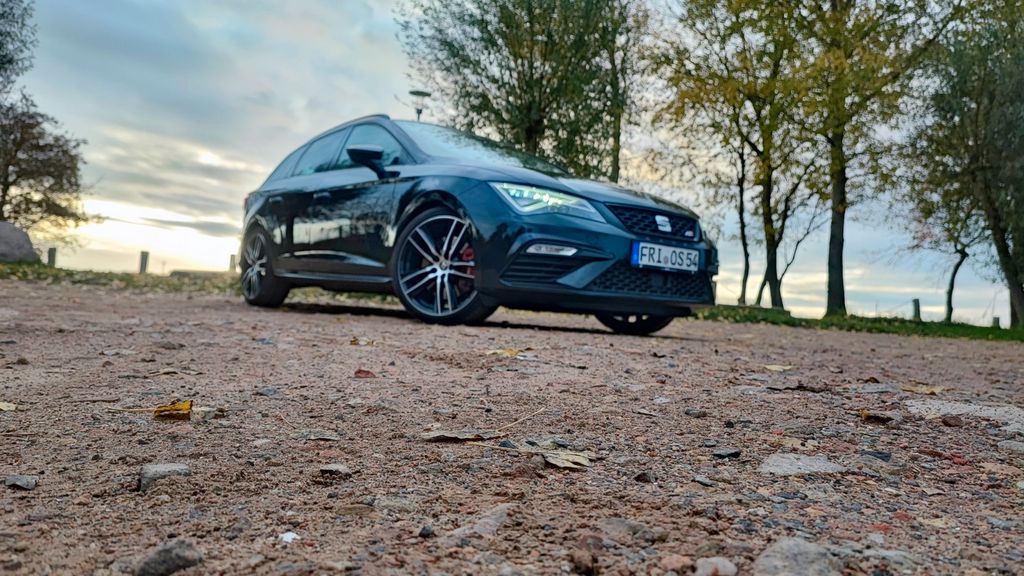 Seat Leon 97.000 km 22.400 &euro; Schortens 26419