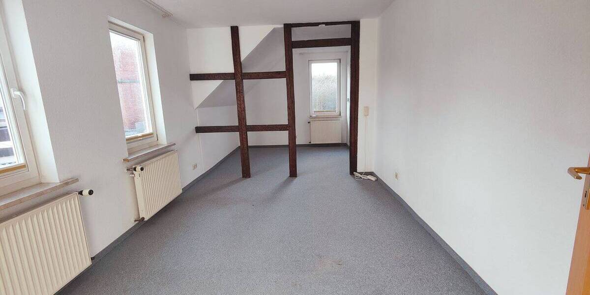 Mehrfamilienhaus, Wohnhaus Coburg - 5 Zimmer, 123 m&sup2;, 220.000&euro; | Angebot:26686493