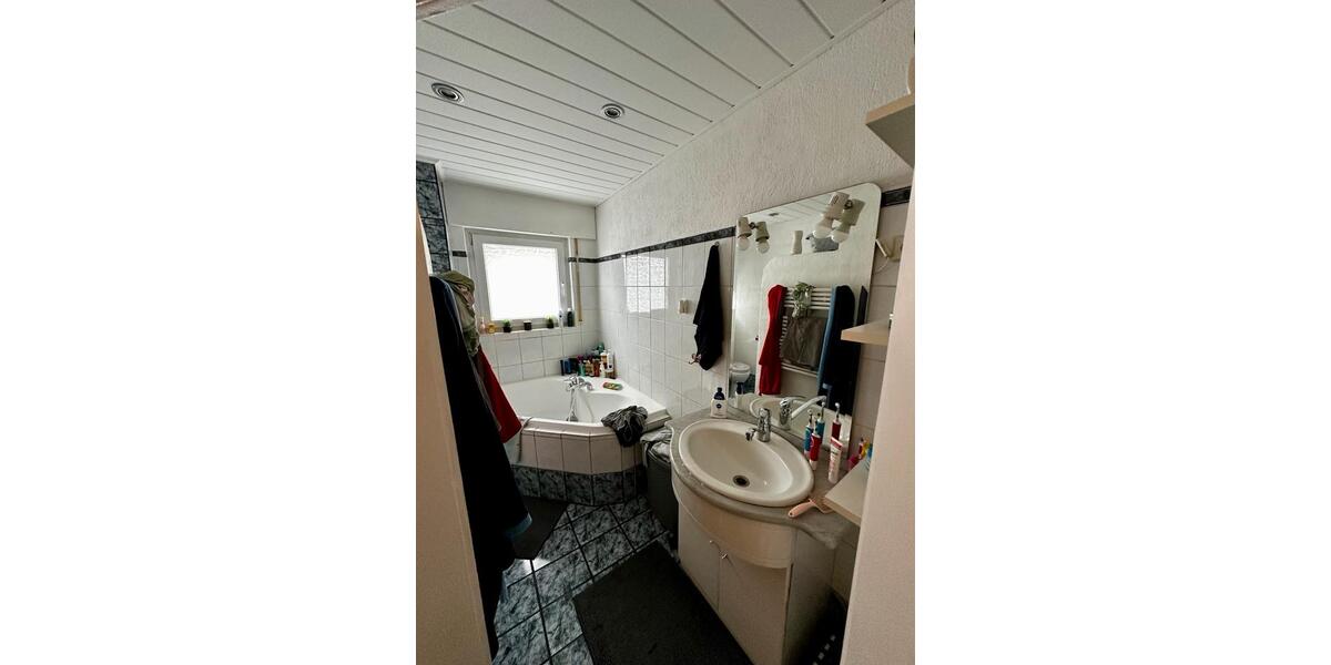 Etagenwohnung Eggenstein-Leopoldshafen Leopoldshafen - 3 Zimmer, 1.300&euro; | Angebot:23545982