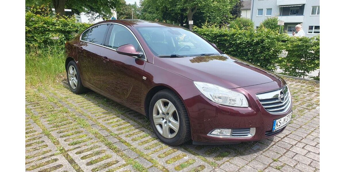 Opel Insignia 188.000 km 3.499 &euro; Baunatal 34225