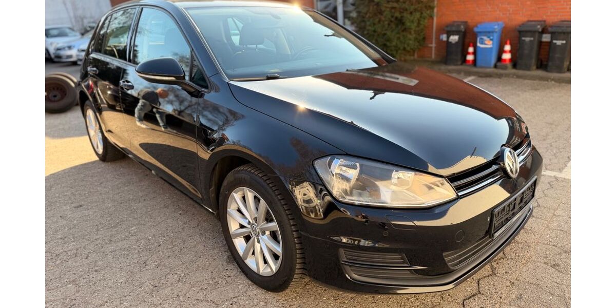 VW Golf 174.000 km 9.850 &euro; Kiel 24146