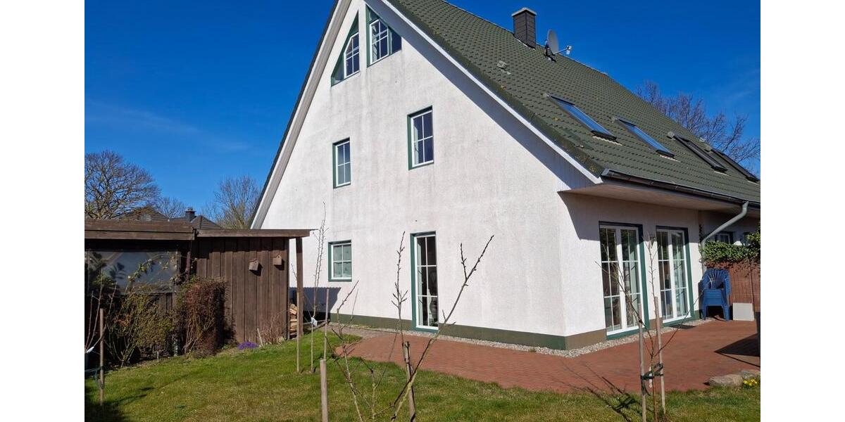 Doppelhaushälfte Hohenfelde - 5 Zimmer, 125 m&sup2;, 379.000&euro; | Angebot:23879626
