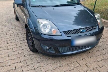 Ford Fiesta 170.000 km 590 &euro; Eberdingen 71735