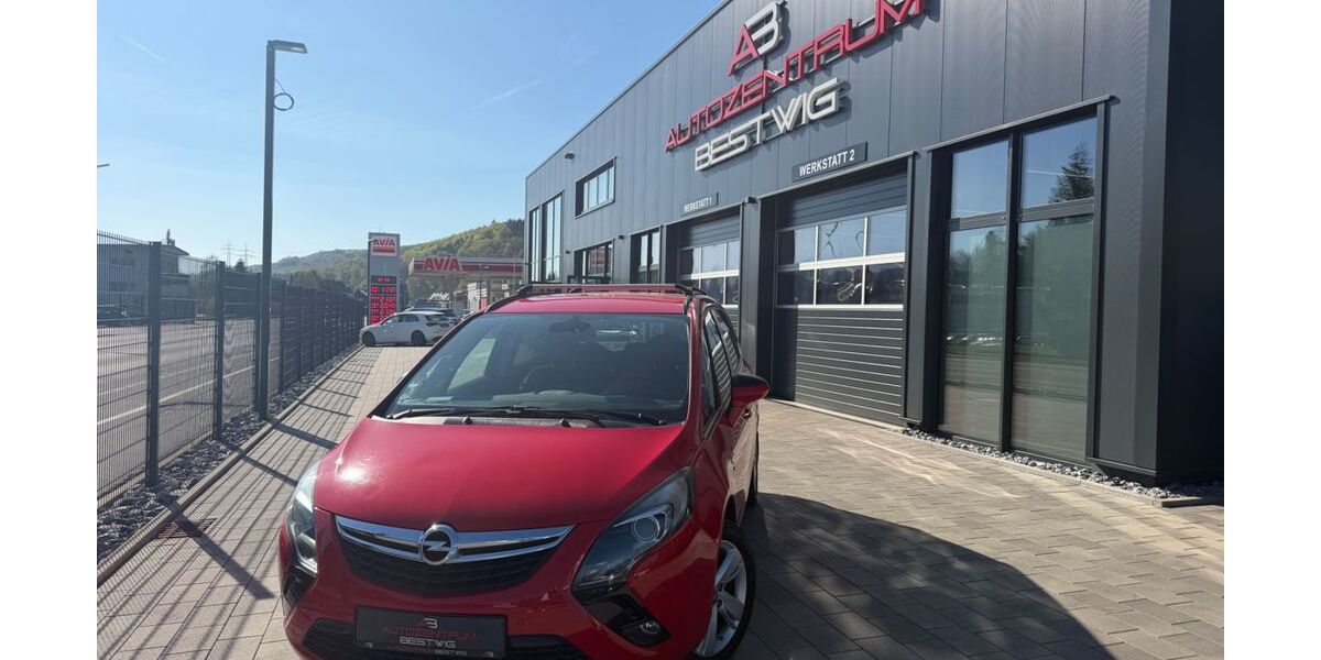 Opel Zafira 205.000 km 5.995 &euro; Bestwig-Nuttlar 59909