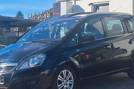Opel Zafira 120.000 km 4.900 € Lichtenstein-Unterhausen 72805