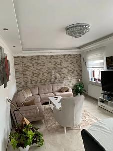 WOHNEN & VERMIETEN MIT GARTEN UND POOL - Mehrfamilienhaus, Wohnhaus Köln Porz | Angebot:26997764