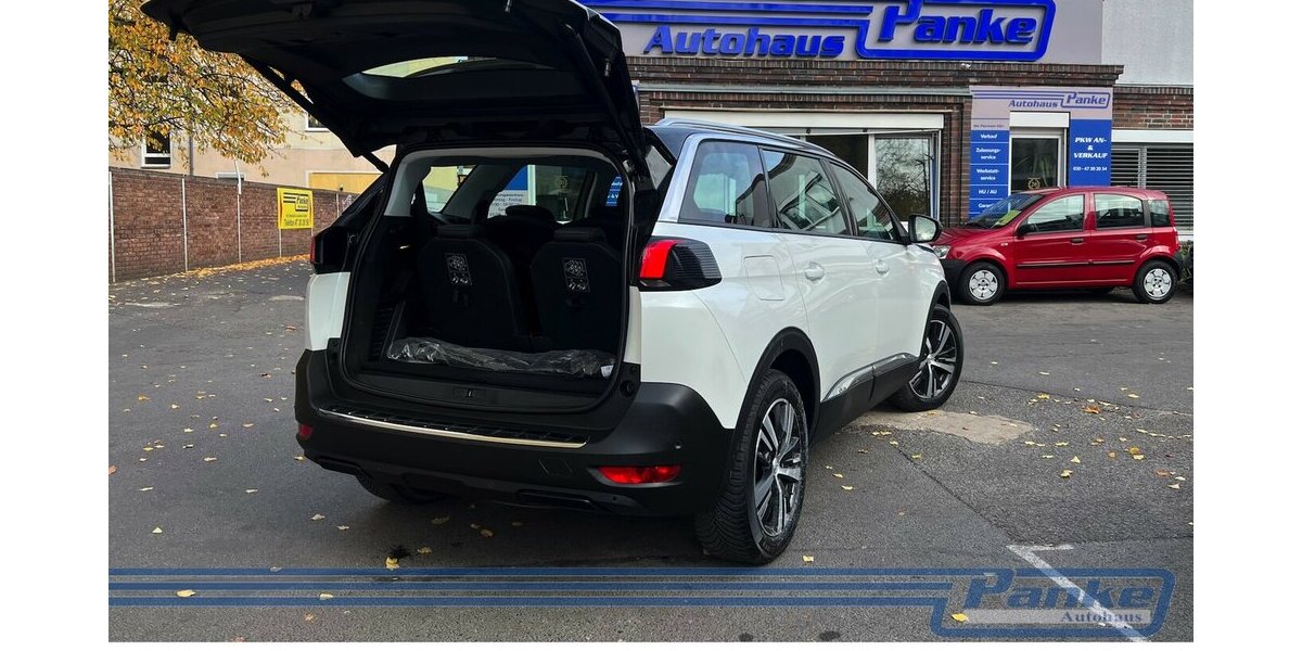 Peugeot 5008 Allure*F+R-Cam*7-Sitz*digital*SHZ*Navi* 157.316 km 13.990 &euro; Berlin 13187