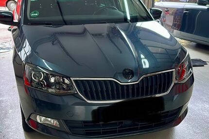 Skoda Fabia 144.000 km 9.950 &euro; Wustermark 14641
