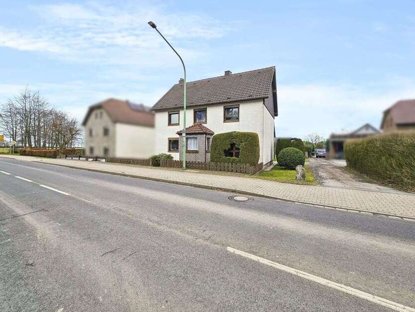 Haus zum Kaufen in Hürtgenwald 229.000 € 140.57 m²