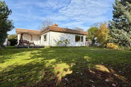 Für die Familie: Modernisierter Bungalow mit Gartenparadies in LangenOberlinden 5 zimmer